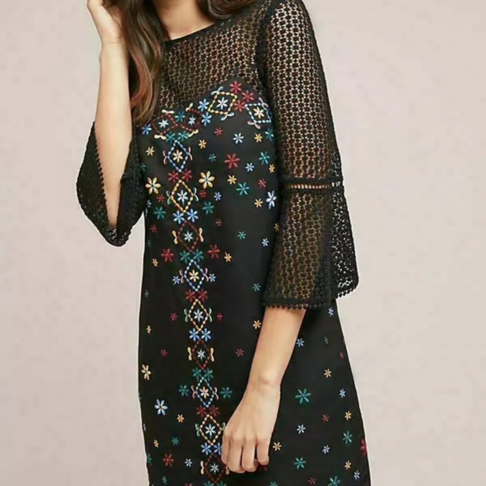 ANTHROPOLOGIE Maud Embroidered Shift Dress